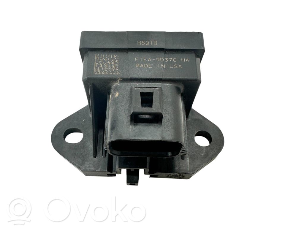 Ford Focus Fuel pump relay 