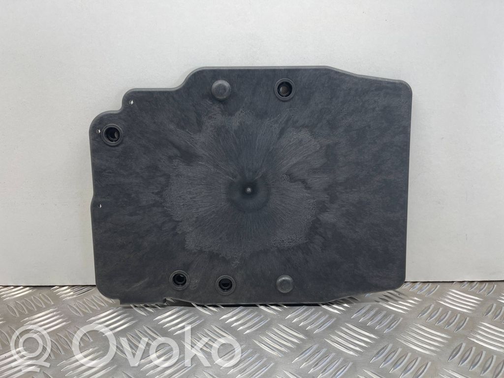 Ford C-MAX II Engine control unit box 