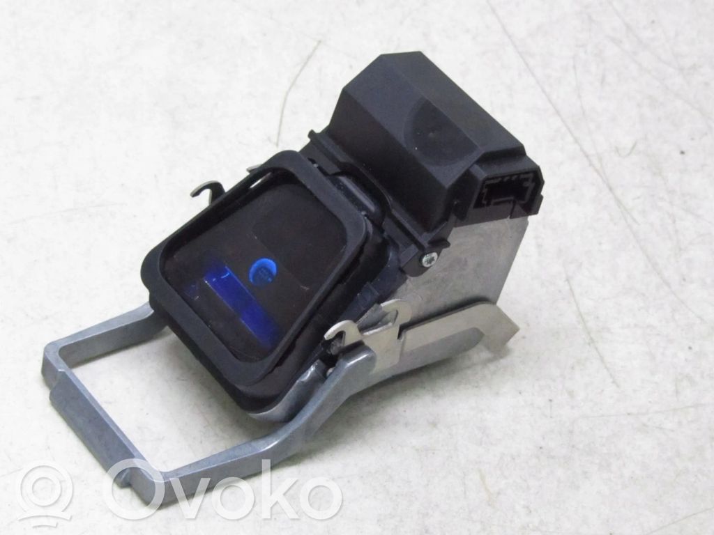 Mitsubishi Outlander Windshield/windscreen camera 