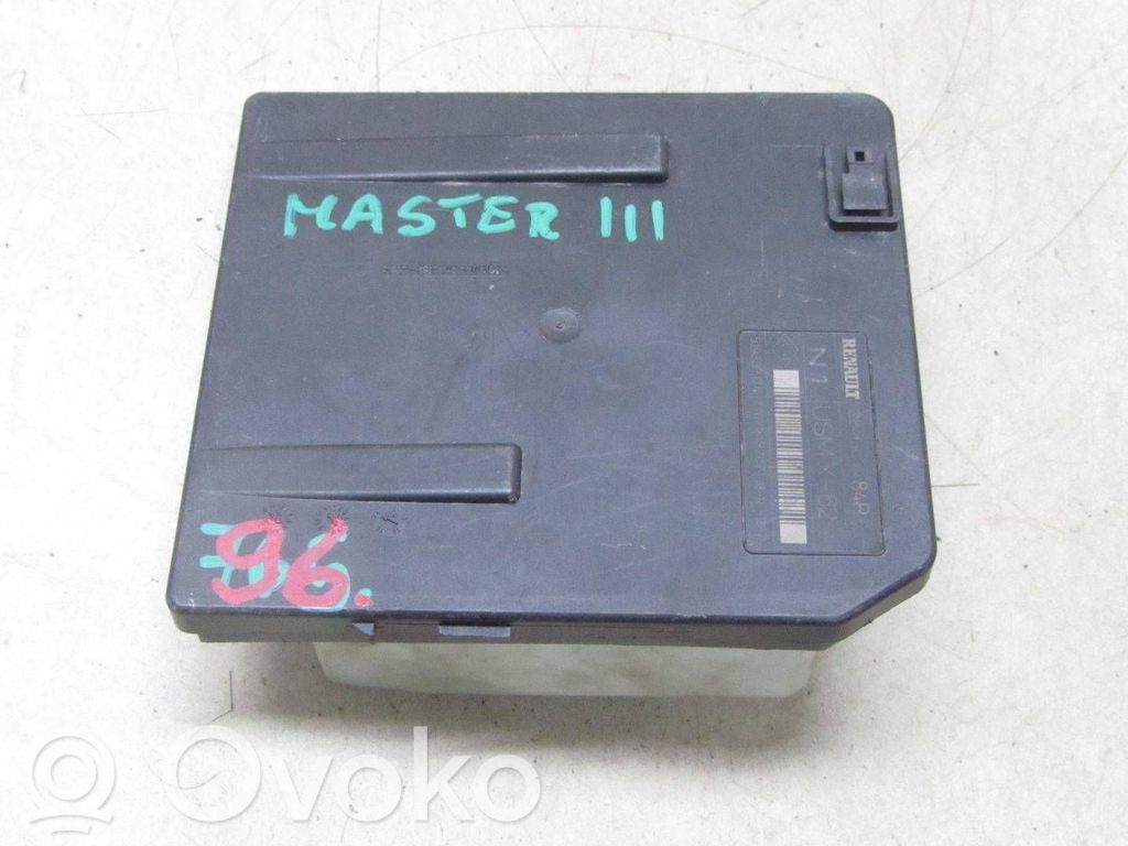 Renault Master III Fuse module 