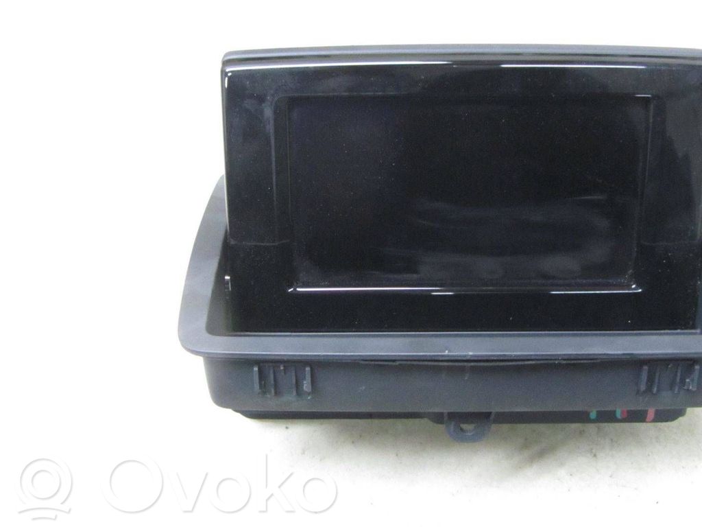 Audi Q3 8U Screen/display/small screen 