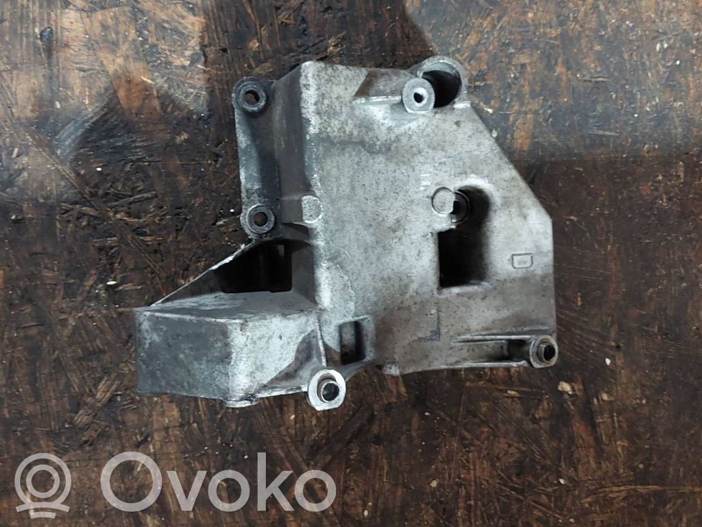 BMW 5 E39 A/C compressor mount bracket 