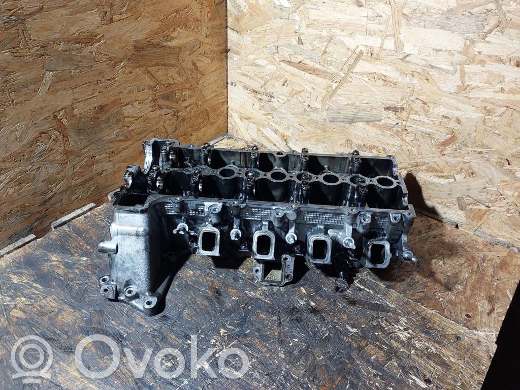 Engine head   7785876,778587603