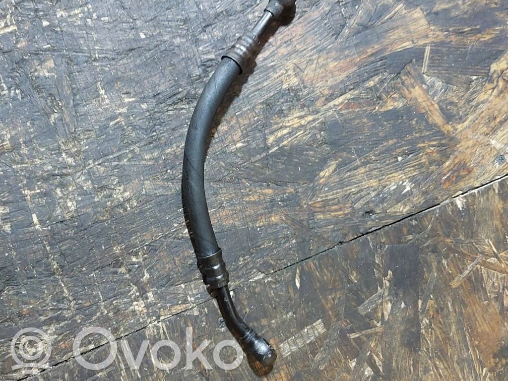 BMW 3 E46 Turboahtimen öljyletku 
