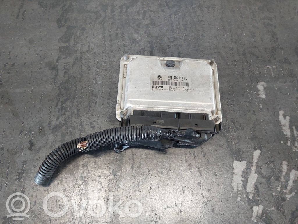 Volkswagen Polo Engine control unit/module 