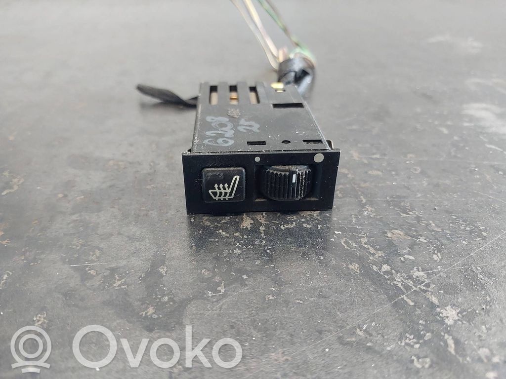 Seat heating switch   8352259,61318352259