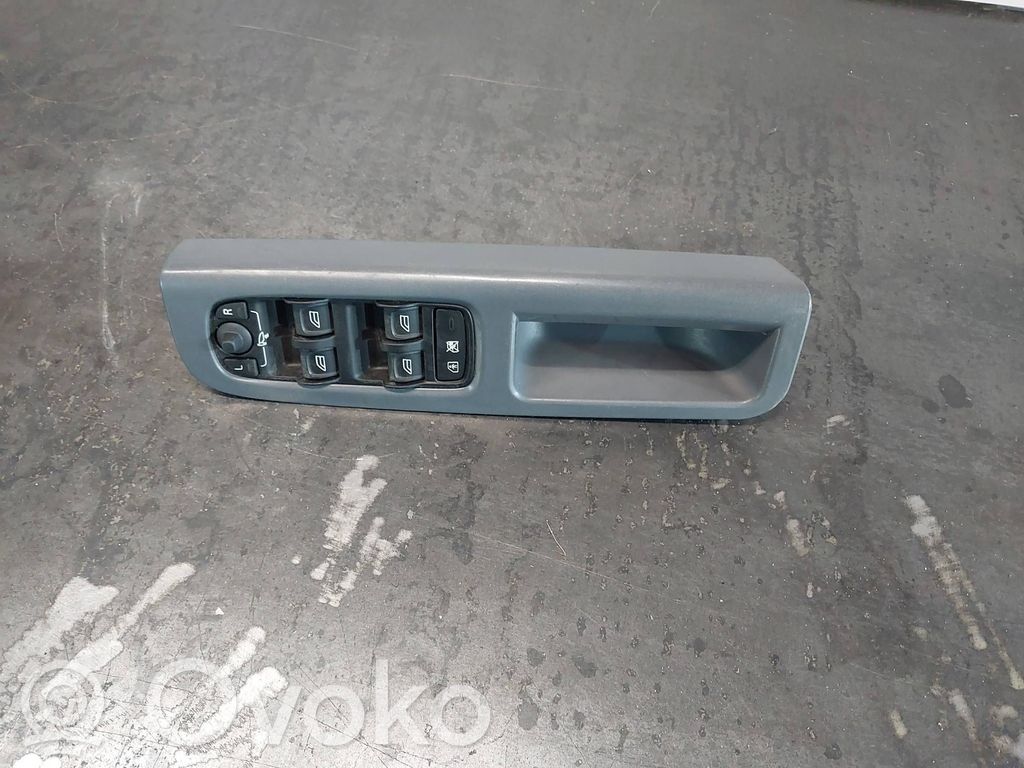 Volvo V50 Electric window control switch 