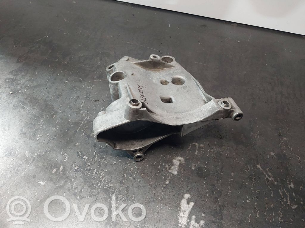 A/C compressor mount bracket   1433507,64551433507