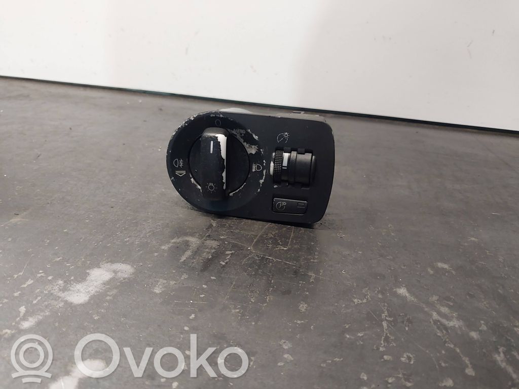 Audi A3 S3 8P Light switch 