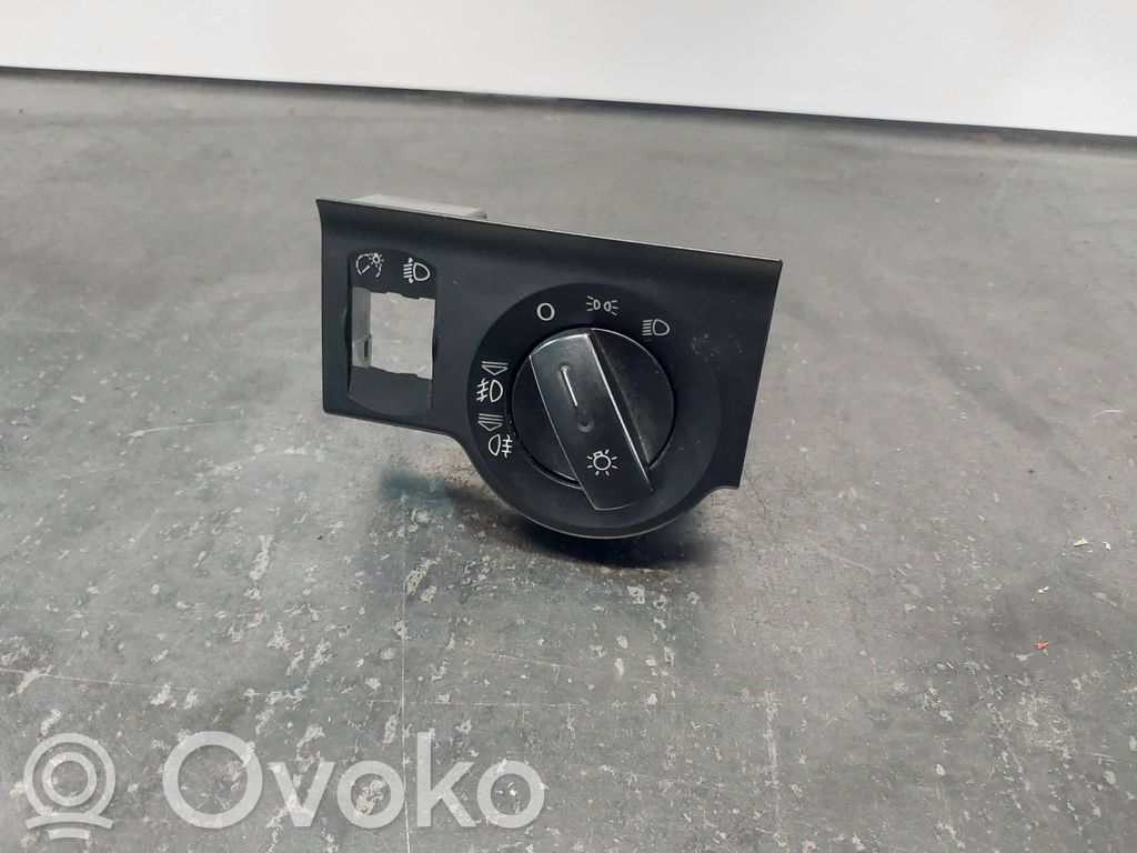 Audi A2 Light switch 