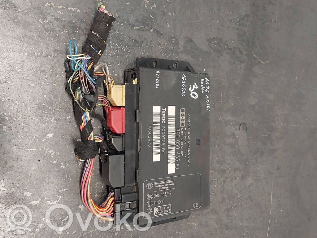 Mukavuusmoduuli   8E0959433AJ