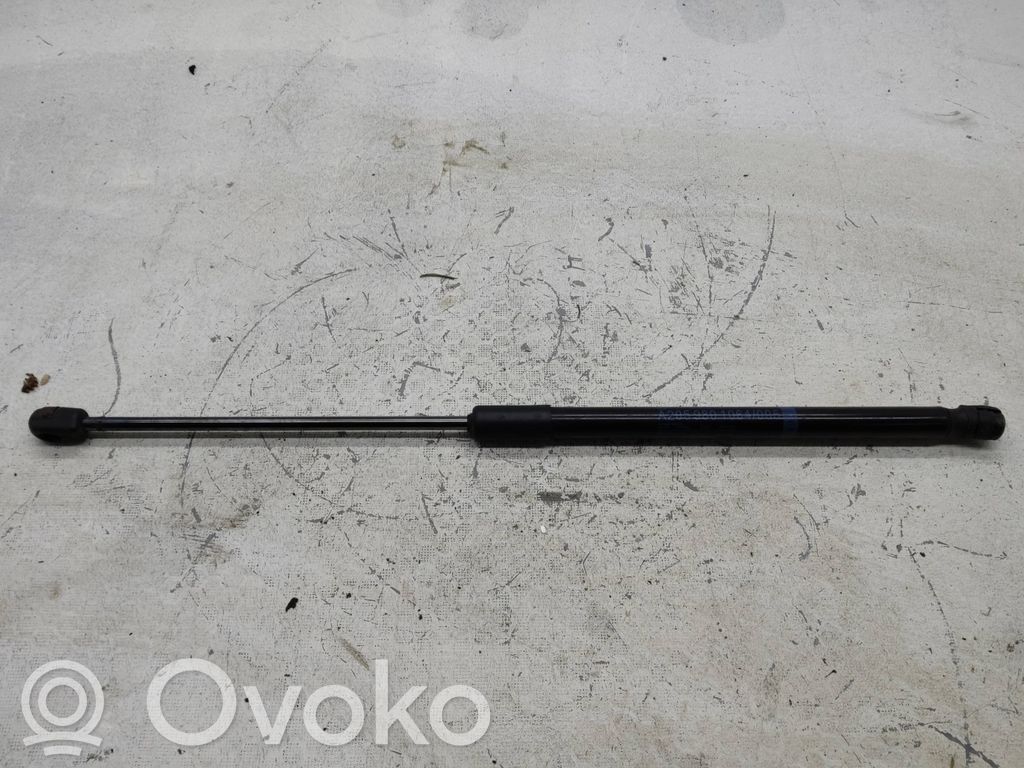 Mercedes-Benz C W205 Tailgate/trunk strut/damper 