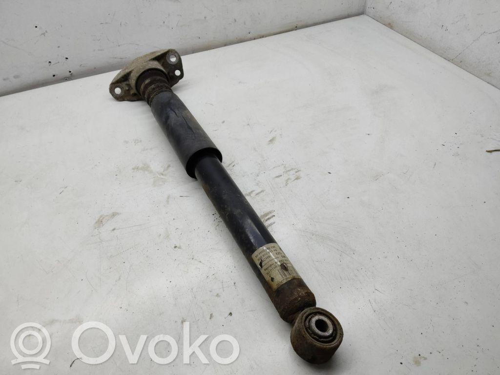 Volkswagen PASSAT B7 Amortyzator tylny 