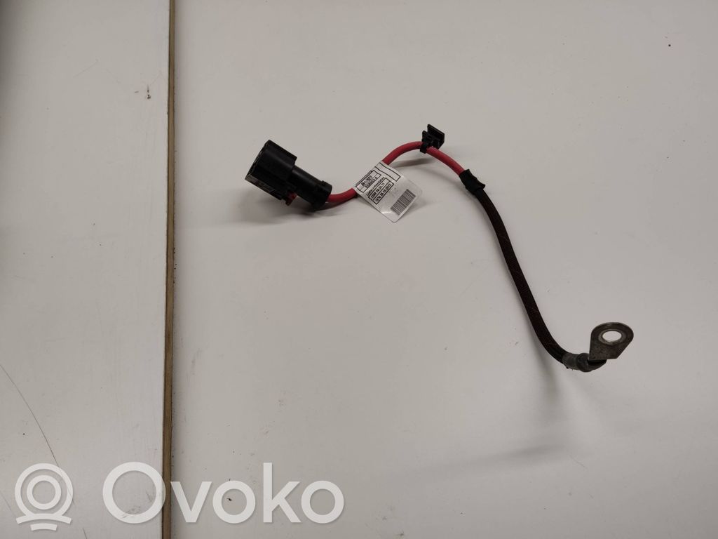 BMW 2 F45 Plus / Klema / Przewód akumulatora 