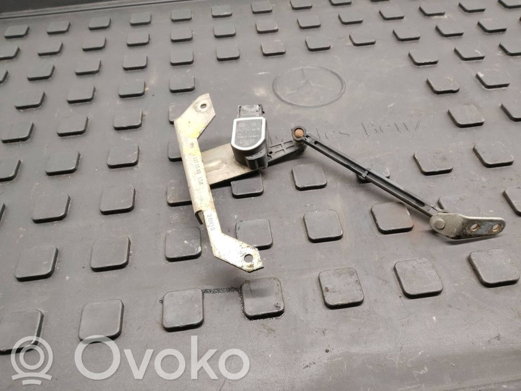 Mercedes-Benz GLK (X204) Etuilmajousituksen korkeudensäätöanturi (käytetyt) 