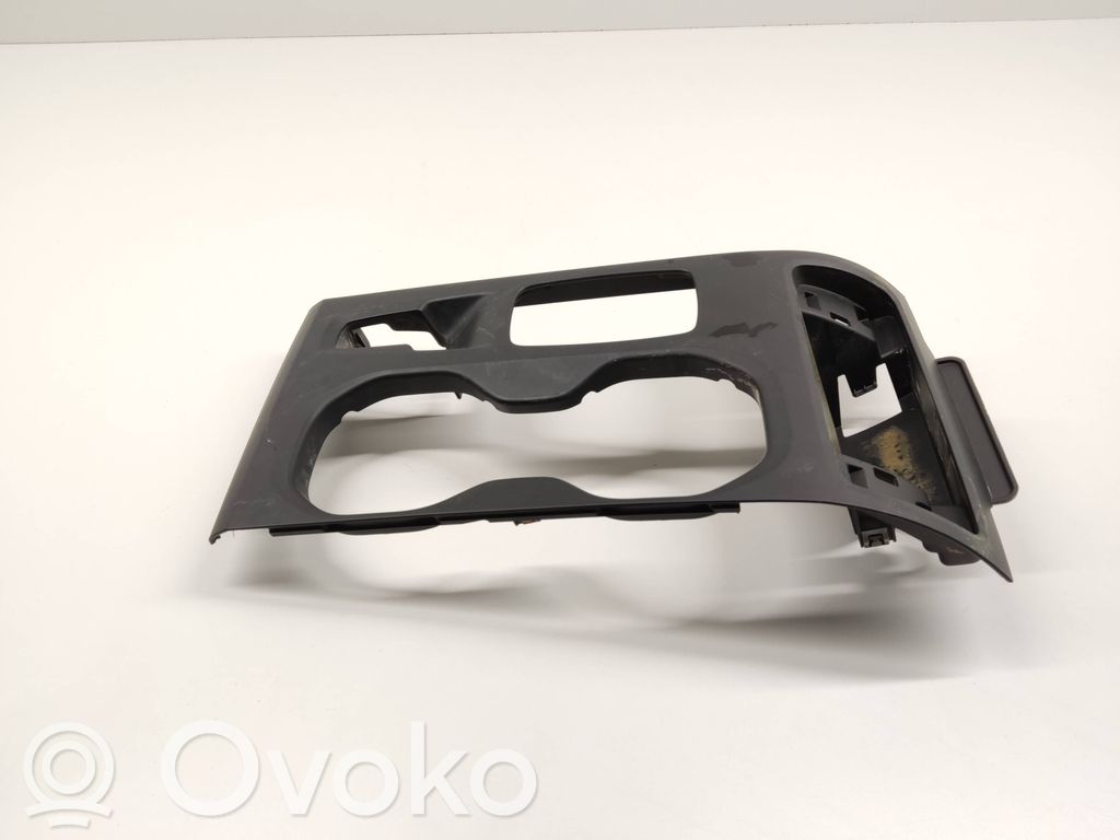 Volvo XC40 Autres éléments de console centrale 