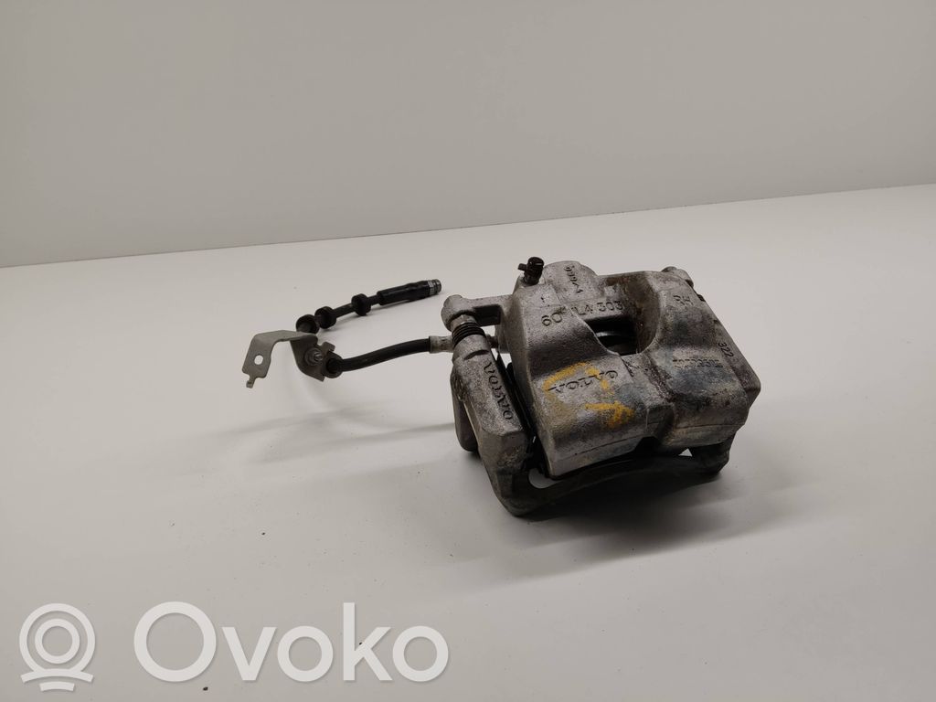 Volvo XC40 Etujarrusatula 