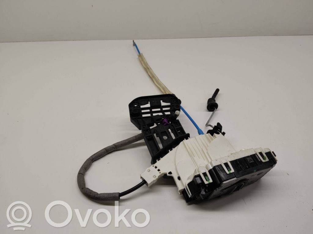 Zamek drzwi tylnych   A2047302735,RL1CT156,0004877709,101111