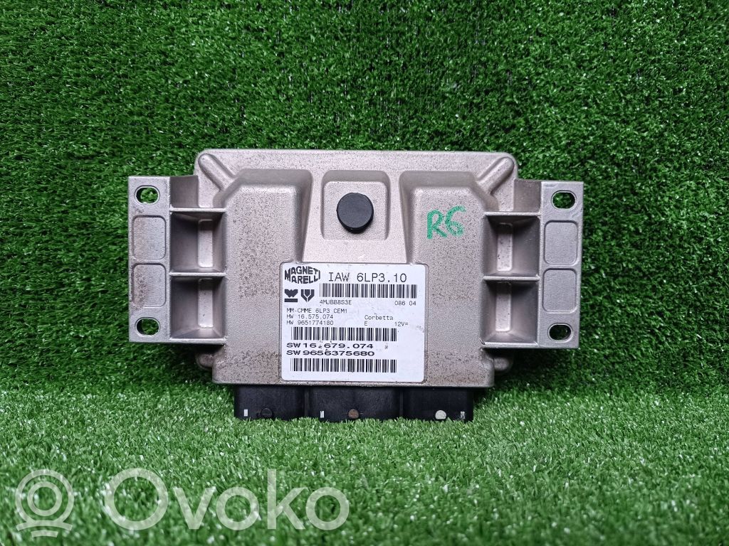 Peugeot 407 Engine control unit/module 
