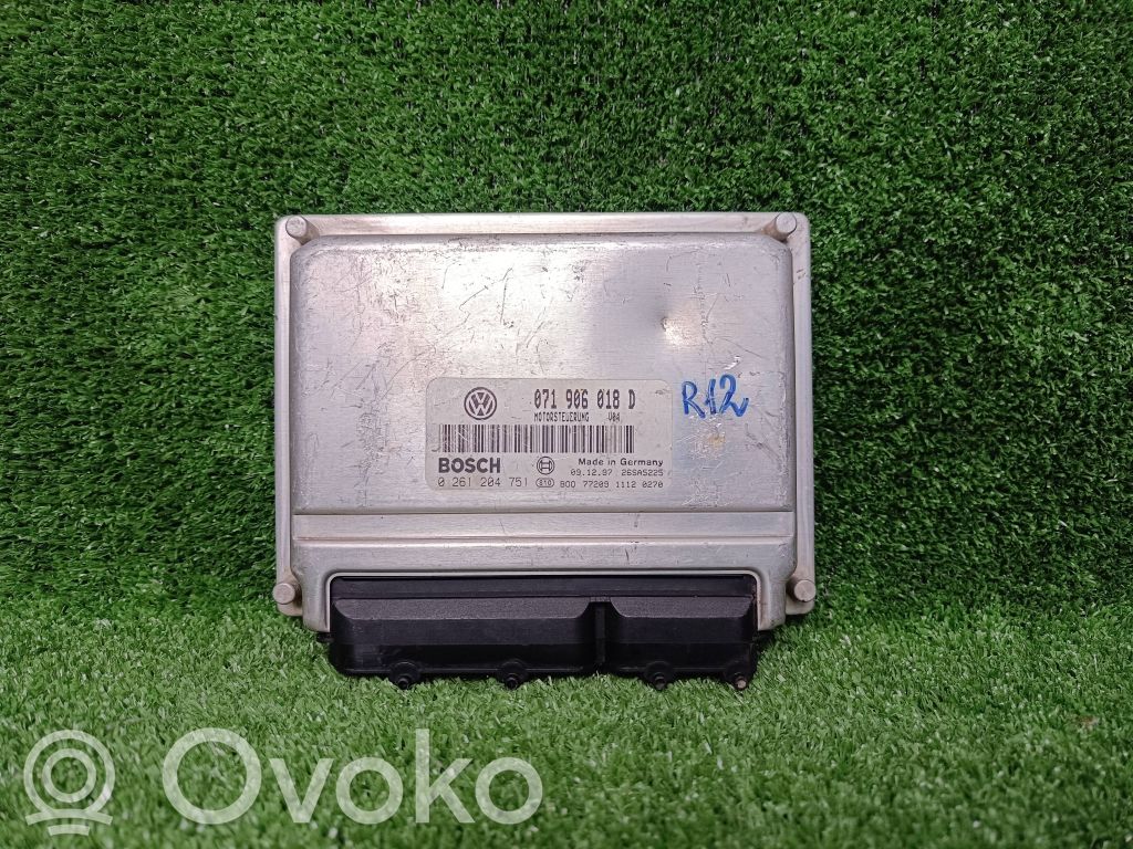 Volkswagen PASSAT B5 Engine control unit/module 