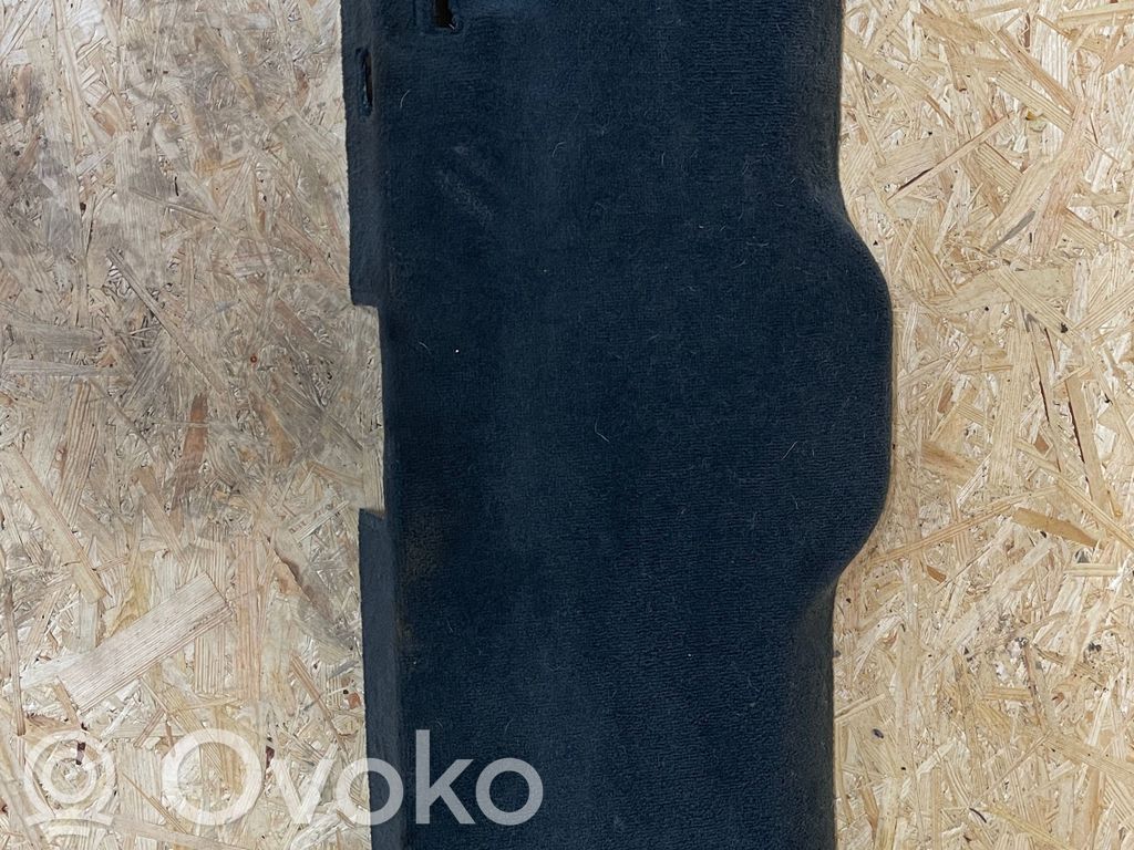 Volvo V70 Tailgate trim 