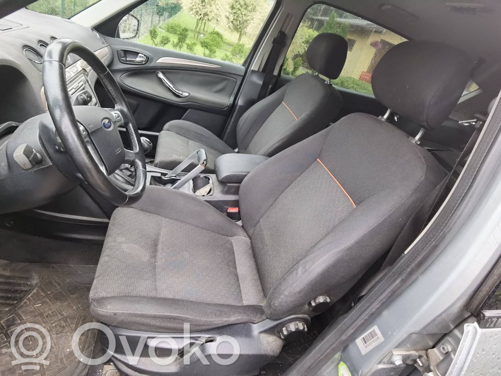 Asiento delantero del conductor