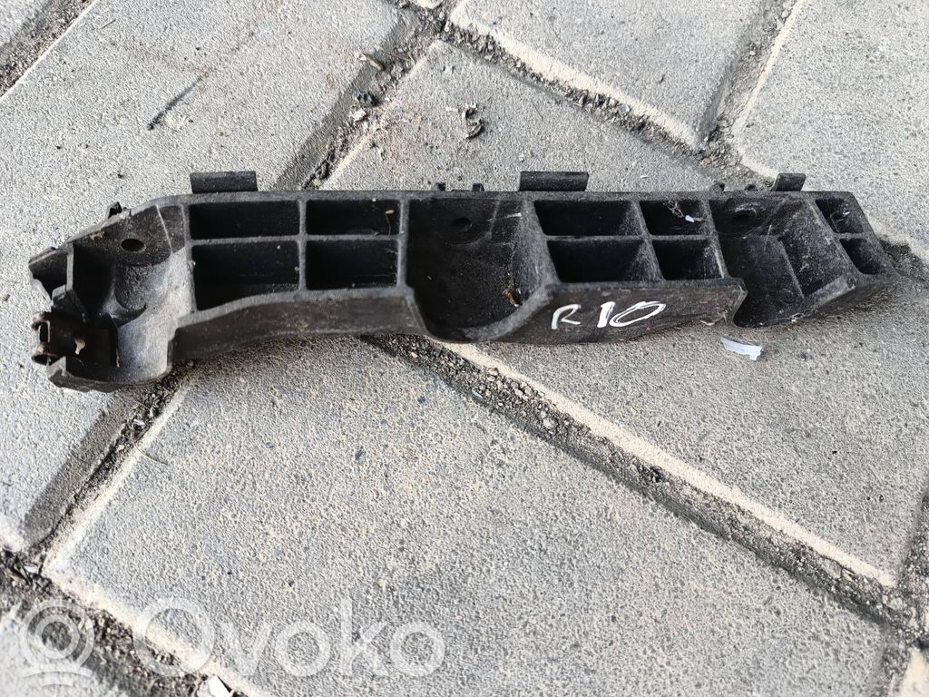 KIA Rio Etupuskurin kannake 