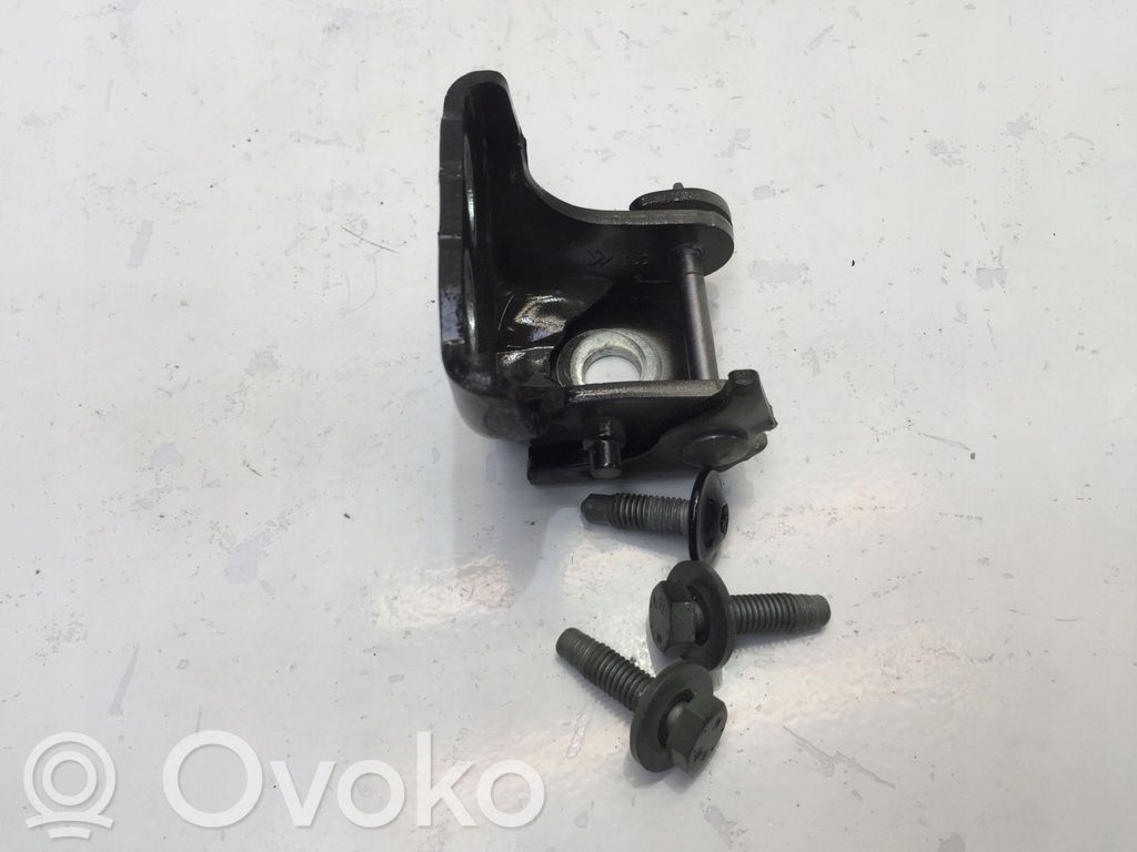 Rear door upper hinge