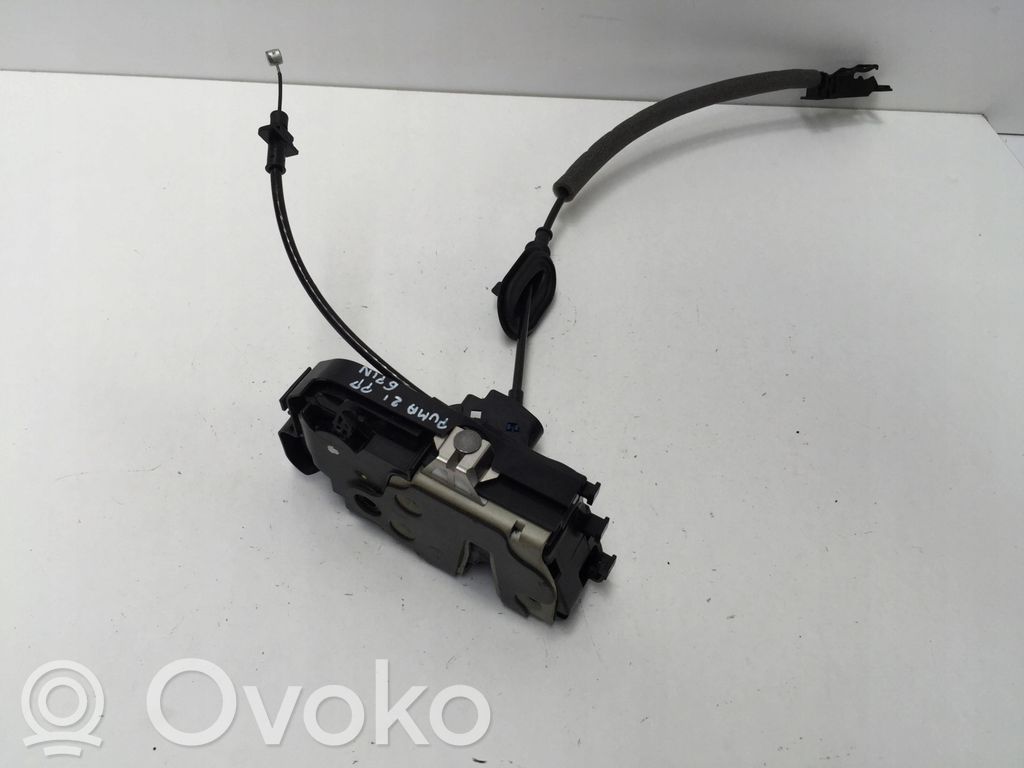 Ford Puma Etuoven lukko 