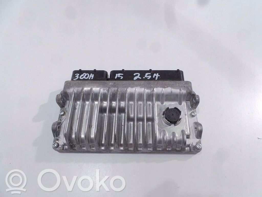 Lexus IS III XE30 Engine control unit/module 