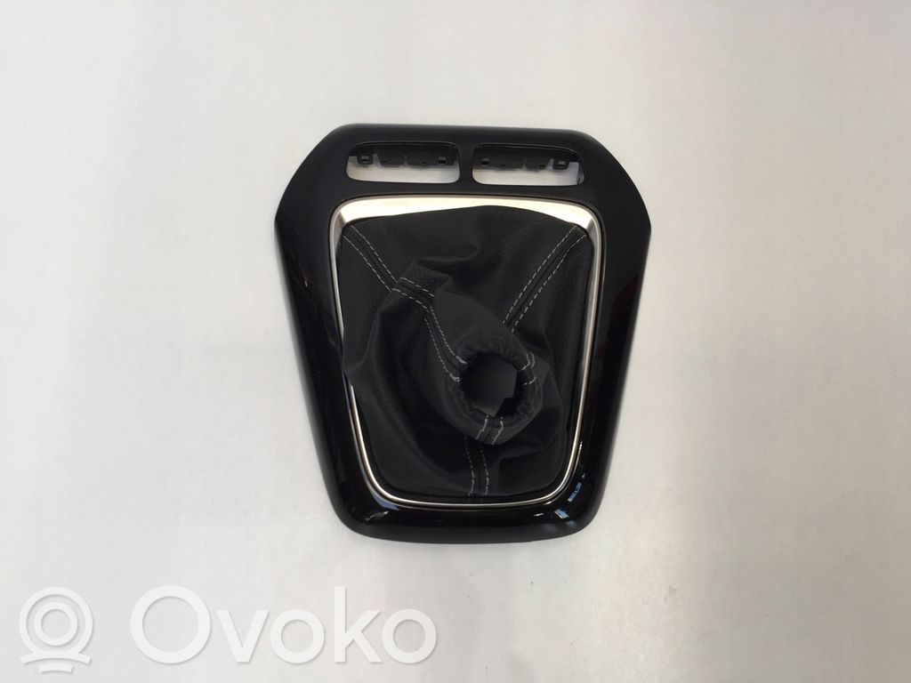 Opel Corsa F Drążek / Pokrętło zmiany biegów 