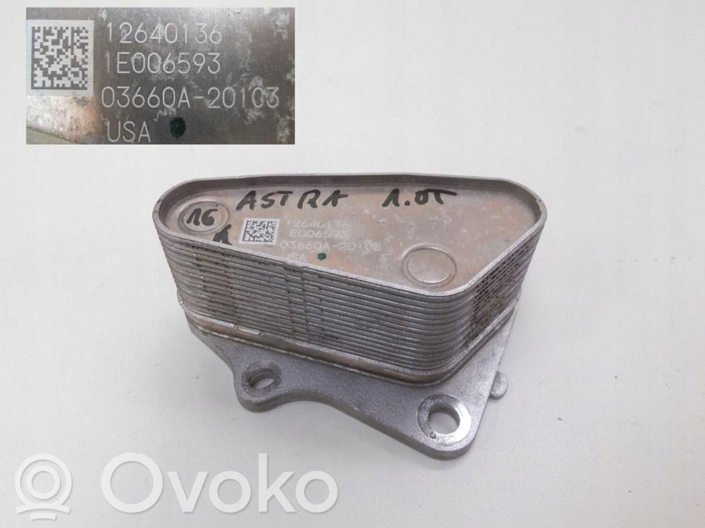 Opel Astra K Mocowanie / uchwyt filtra oleju 