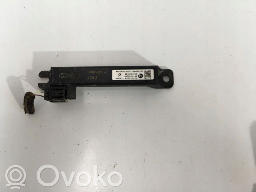KIA Stonic Amplificador de antena aérea 