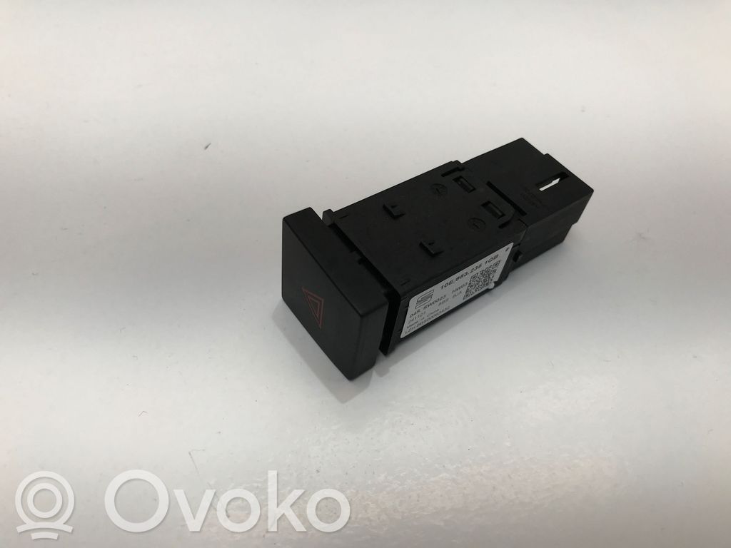 Cupra Born Hazard light switch 