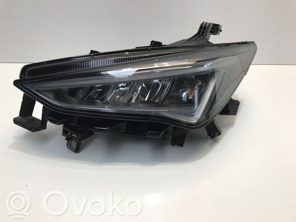 Cupra Born Scheinwerfer 