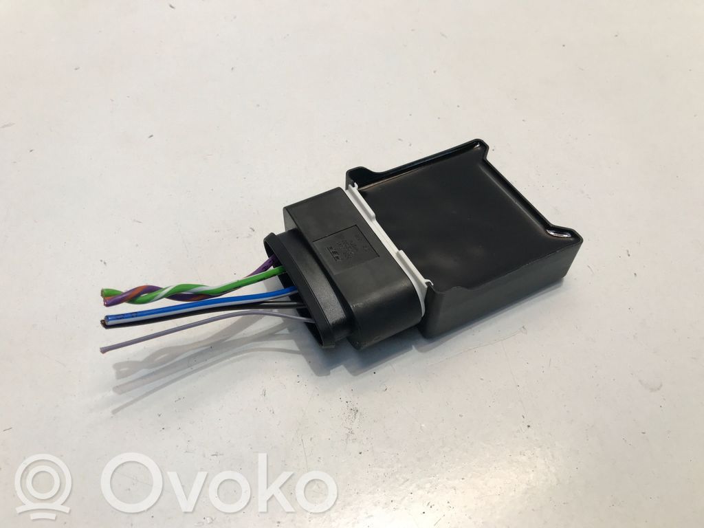 Volvo XC40 Fuel pump relay 