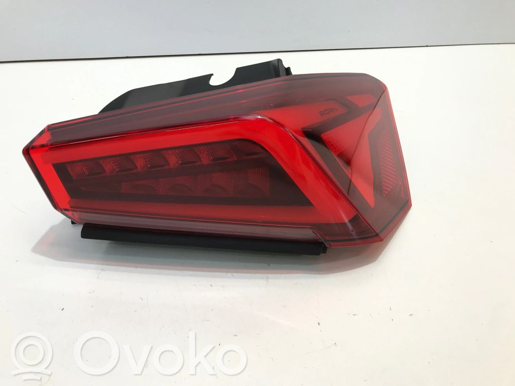 Cupra Born Rear/tail lights 