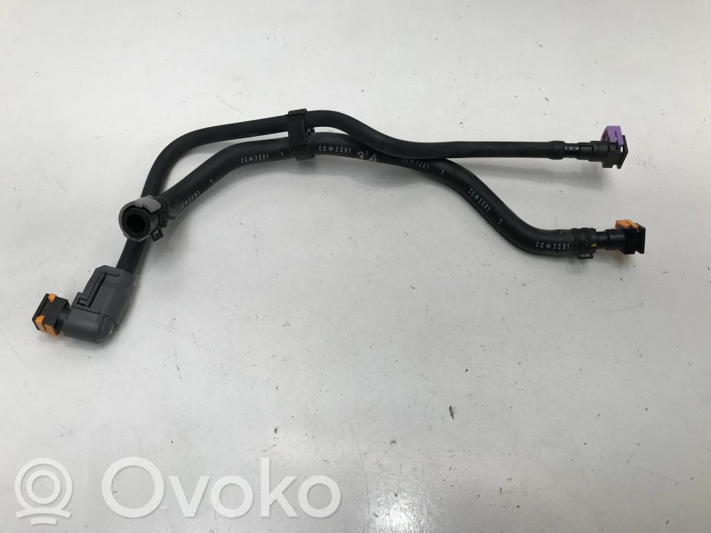 Mazda CX-60 Degvielas caurulīte (-es) 