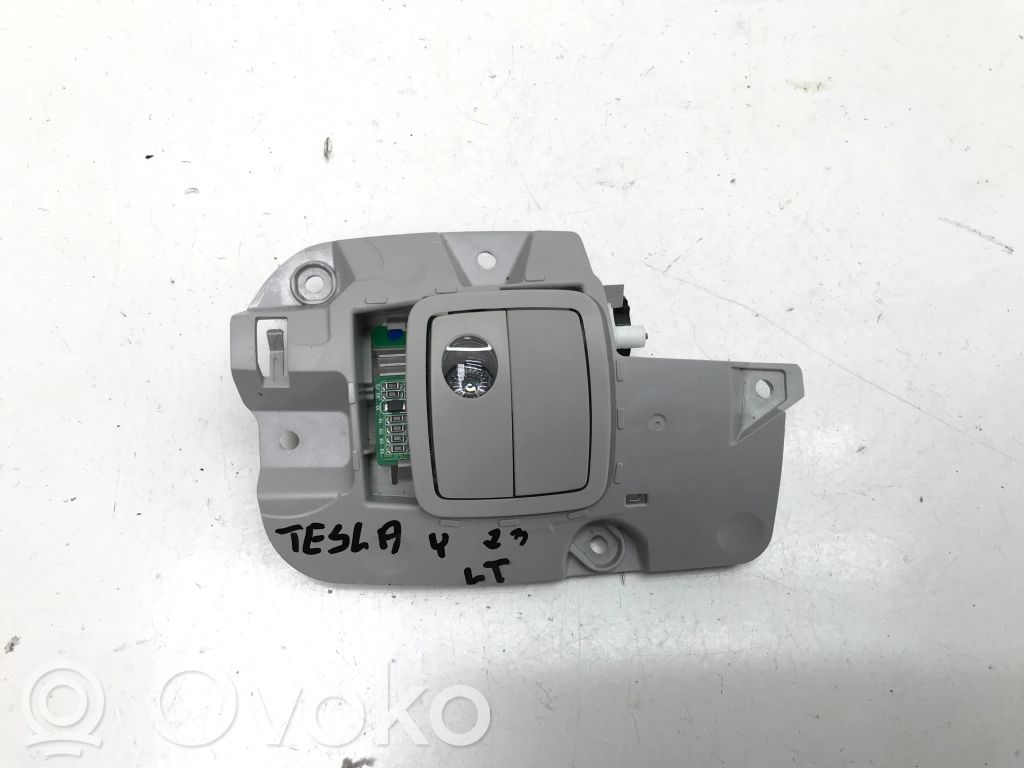 Tesla Model Y Éclairage lumière plafonnier arrière 