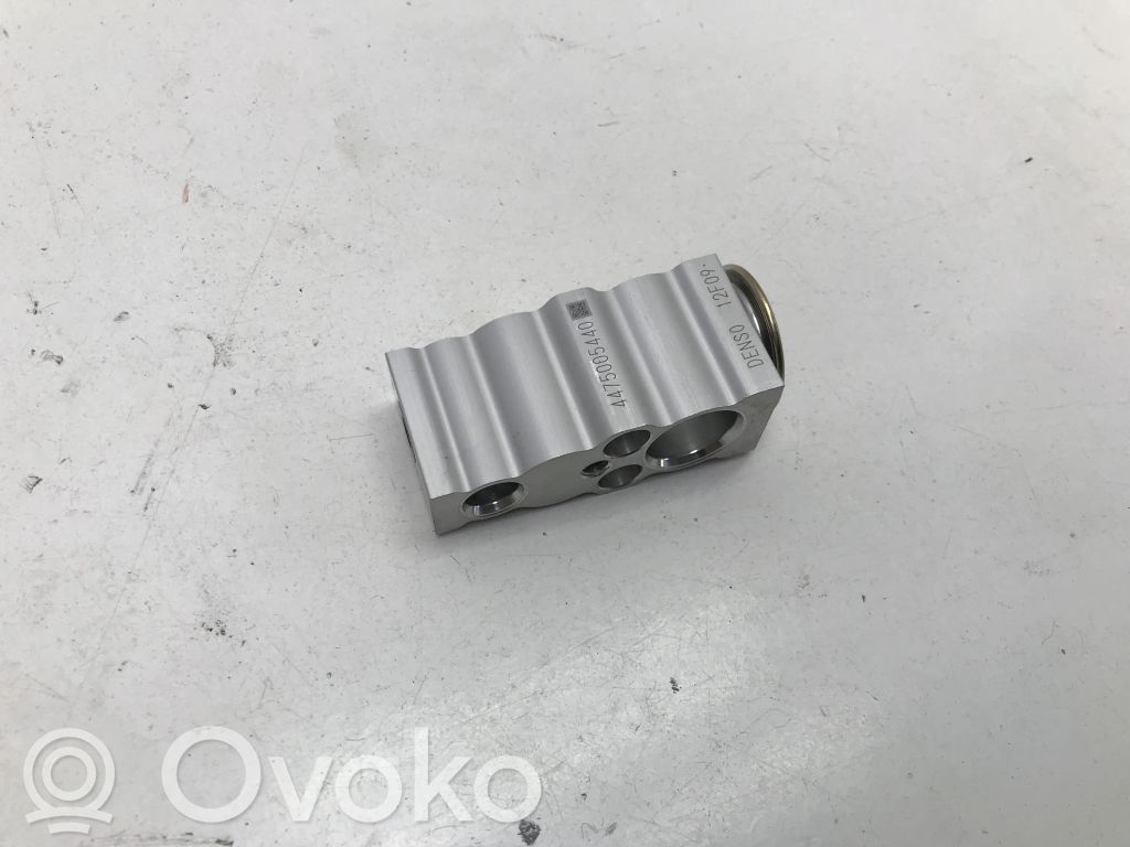 Toyota RAV 4 (XA50) Air conditioning (A/C) expansion valve 