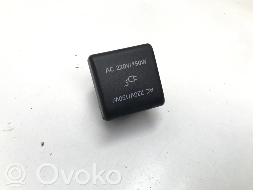 12 V Socket (front)   DN4J66290