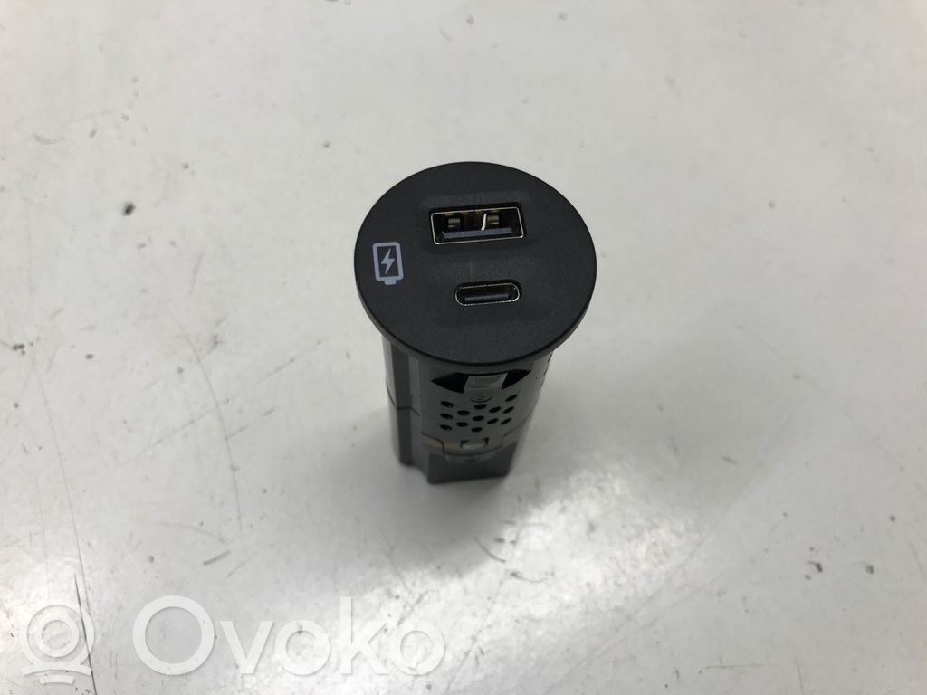 Ford Mustang Mach-E Enchufe conector USB 