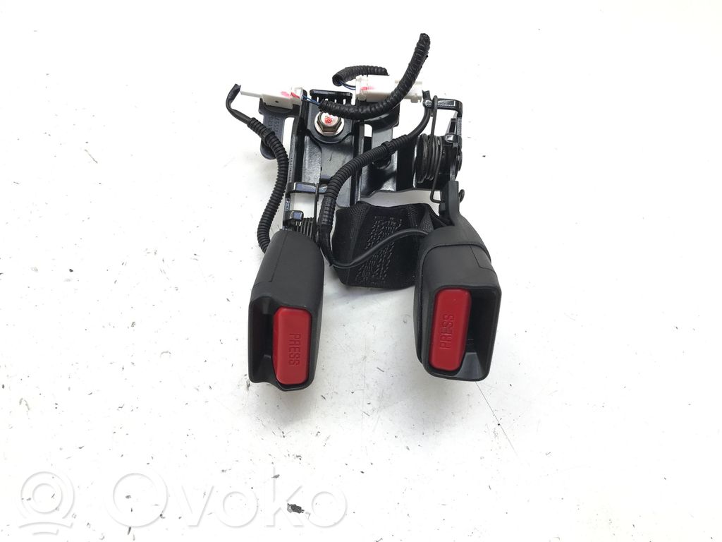 Honda ZR-V Rear seatbelt buckle 