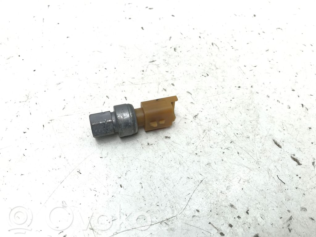 Peugeot 3008 III Air conditioning (A/C) pressure sensor 