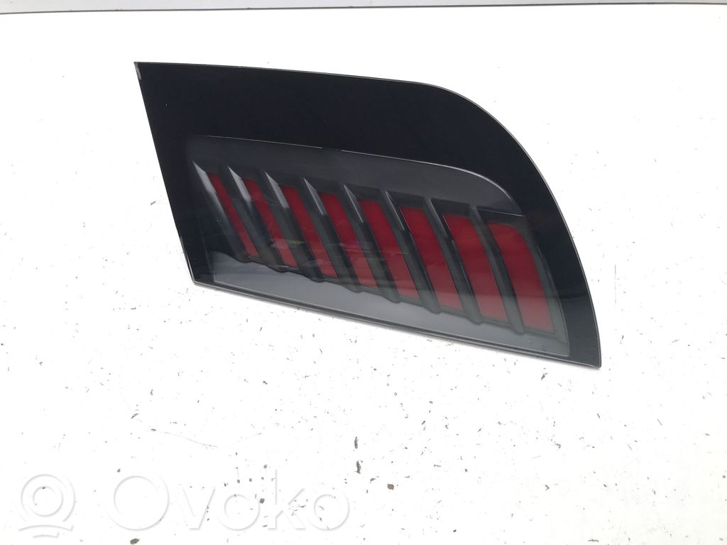 Volvo EX30 Lampa tylna 