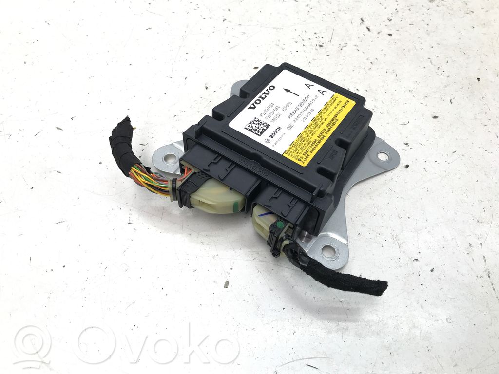 Volvo XC40 Airbag control unit/module 
