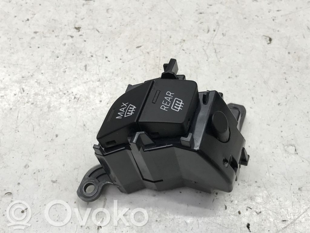 BMW X1 U11 Air circulation switch 