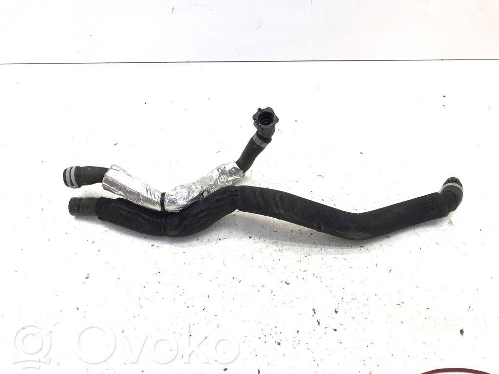 Volvo XC40 Przewód / Wąż chłodnicy 