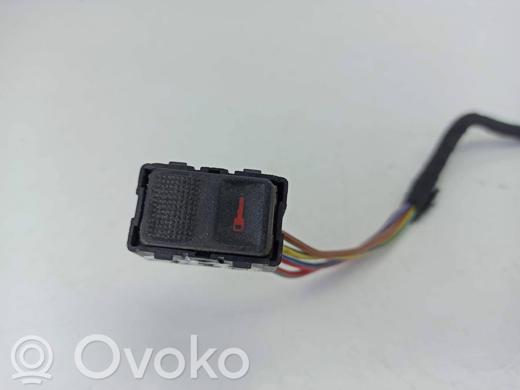 Interruptor de control multifunción   8L0962107A