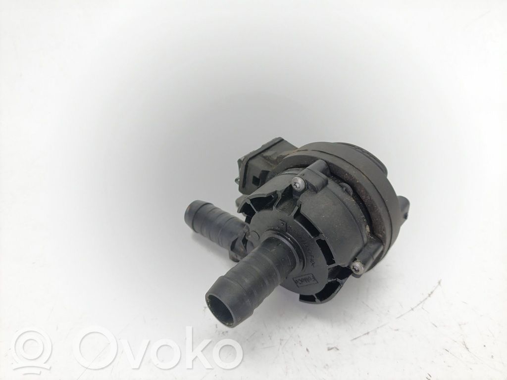 Ford Focus Water pump 